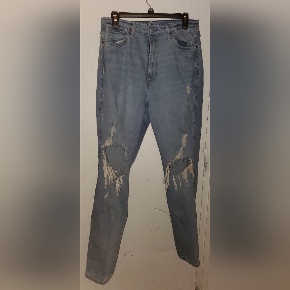 Arizona Jean's Size 13